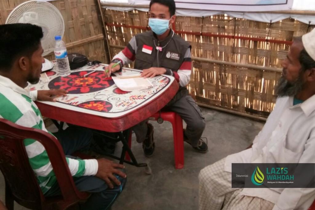 LAZIS Wahdah - Pengungsi Rohingya Merasa Tertolong Dengan Pemeriksaan Kesehatan Di Kamp Pengungsian 2