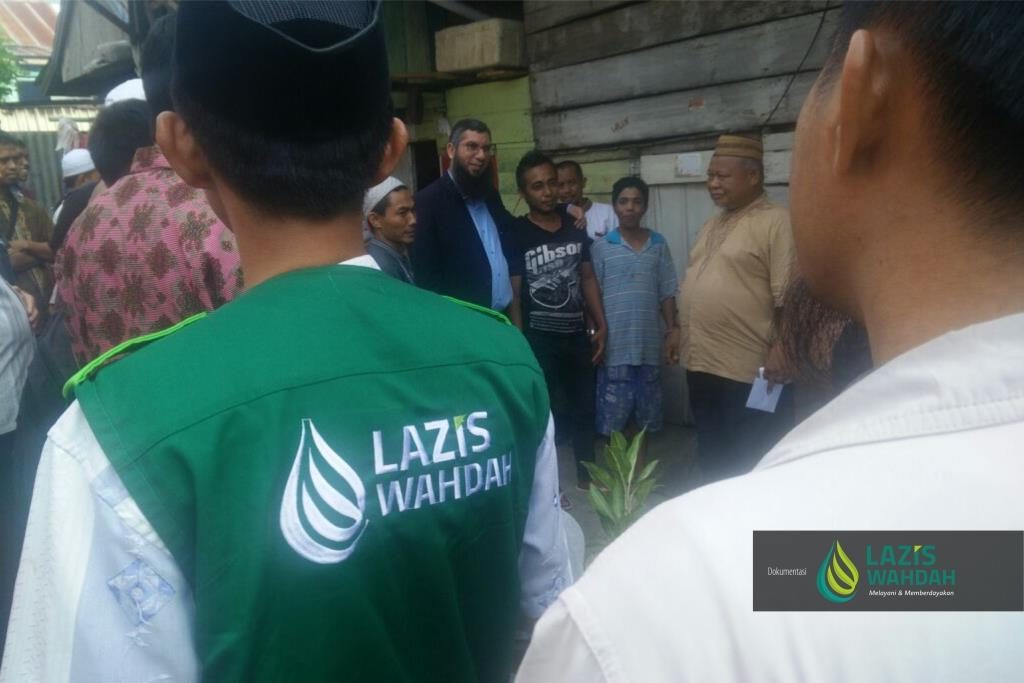 LAZIS Wahdah - Tebar Kebahagiaan Kepada Para Dhuafa Bersama Syaikh Ahmad Muhammad Mursy Al Tukhi 5