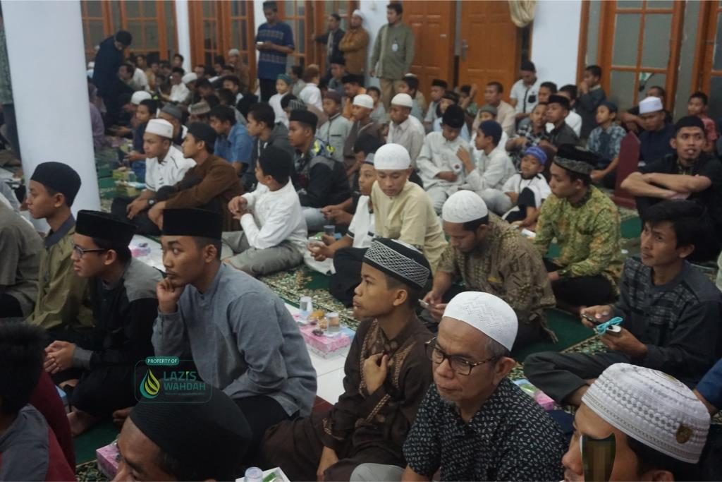 Pererat Ukhuwah Wahdah Islamiyah Gelar Buka Puasa Bersama Masyarakat