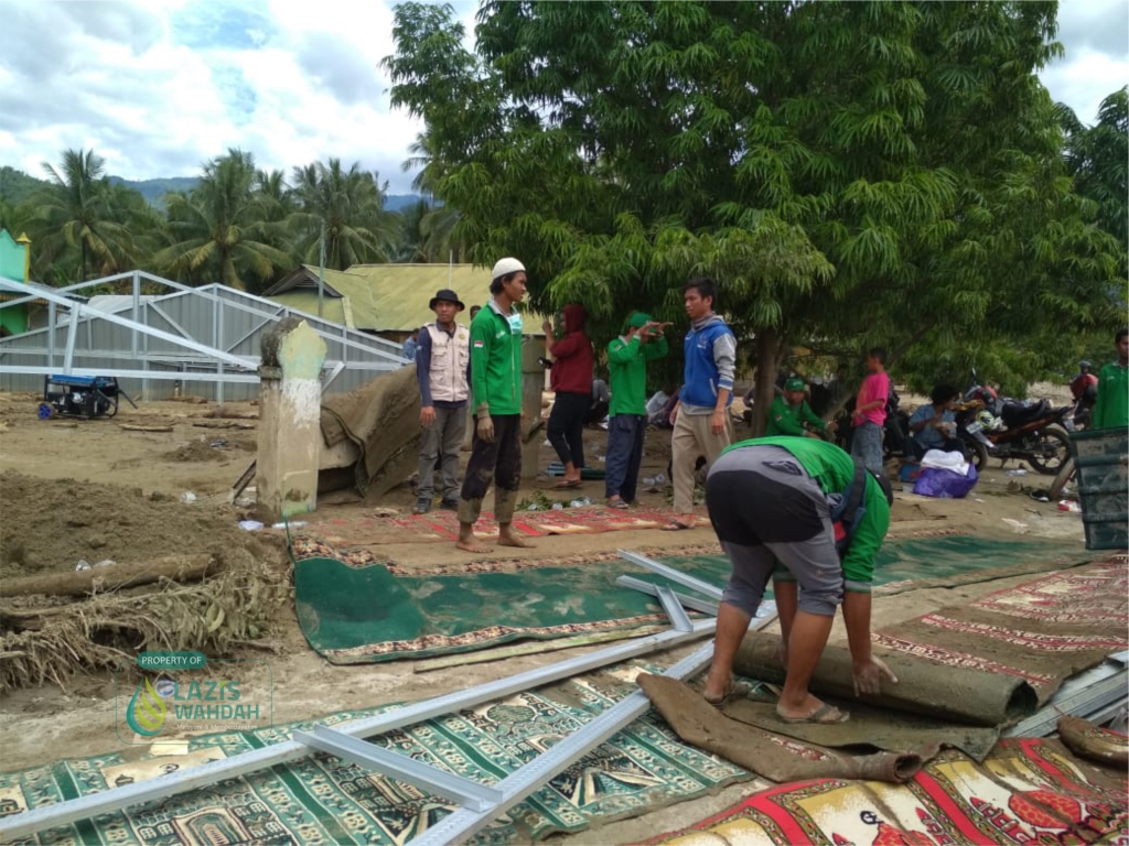 Pasca Banjir Dolo Selatan, LAZIS Wahdah Dan Warga Gotong Royong ...