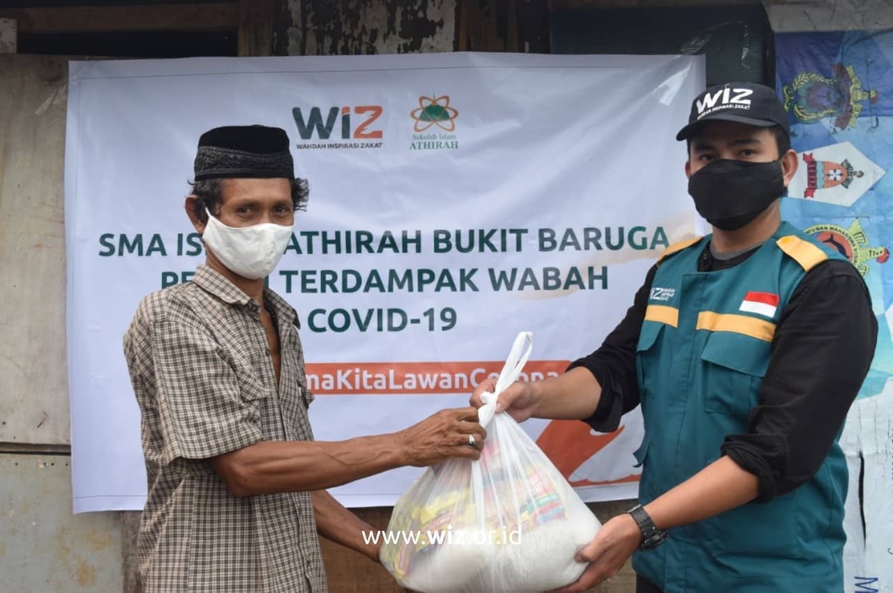 Sekolah Islam Athirah Bersama Laznas WIZ Salurkan Bantuan ...