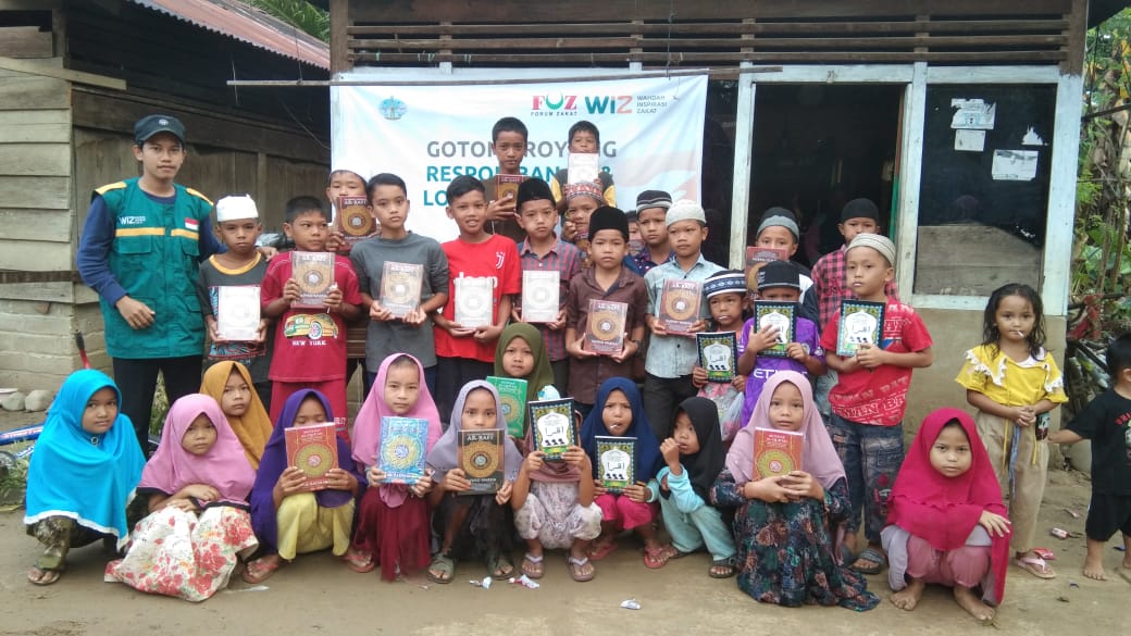 9.000 Mushaf Al-Qur