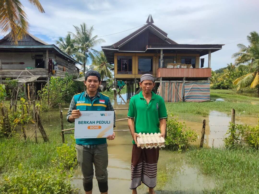 Salurkan Bantuan Korban Banjir Di Desa Mallusetasi Wahdah Inspirasi Zakat