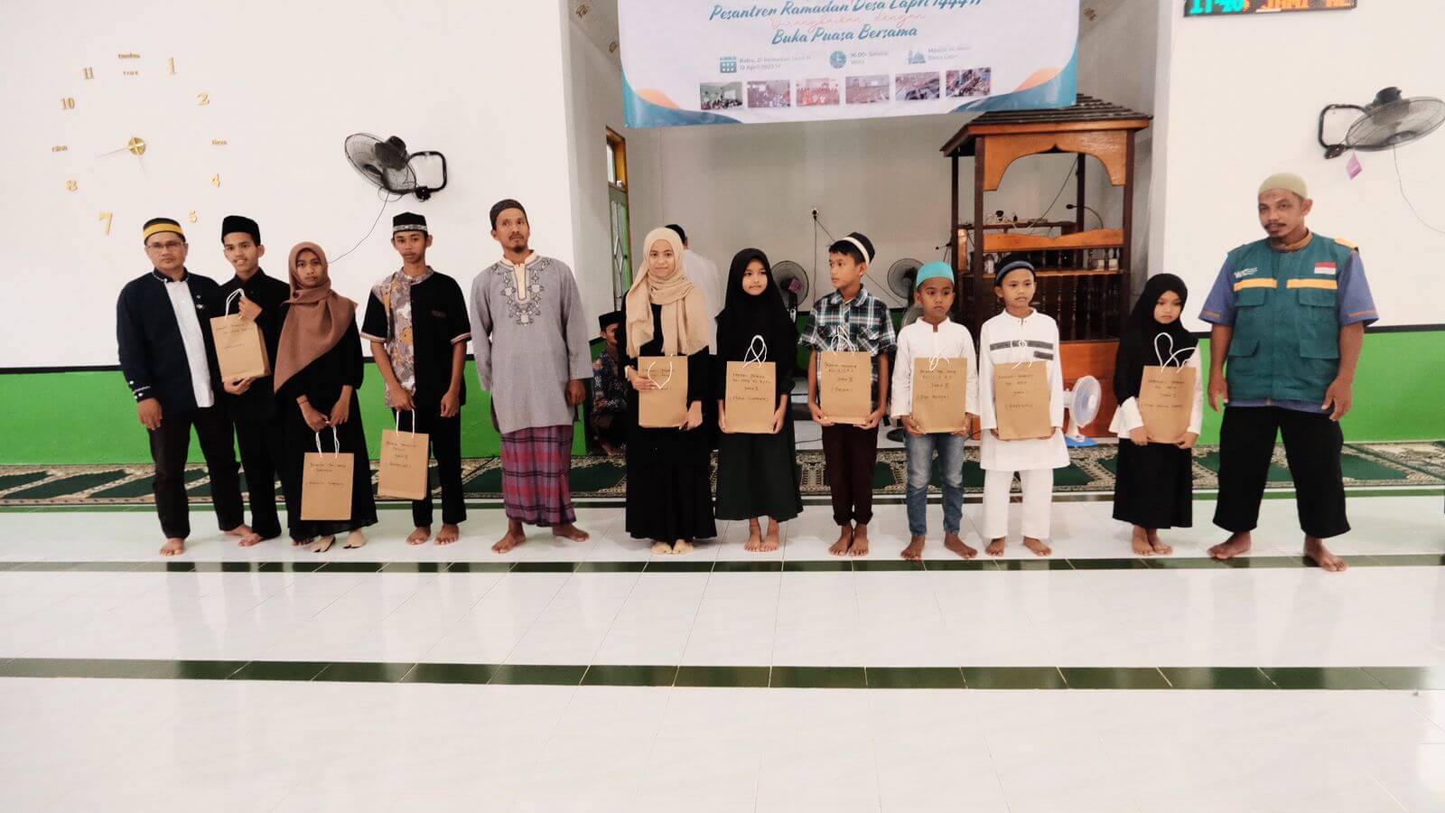 WIZ Dukung Kegiatan Pesantren Ramadhan Desa Lapri