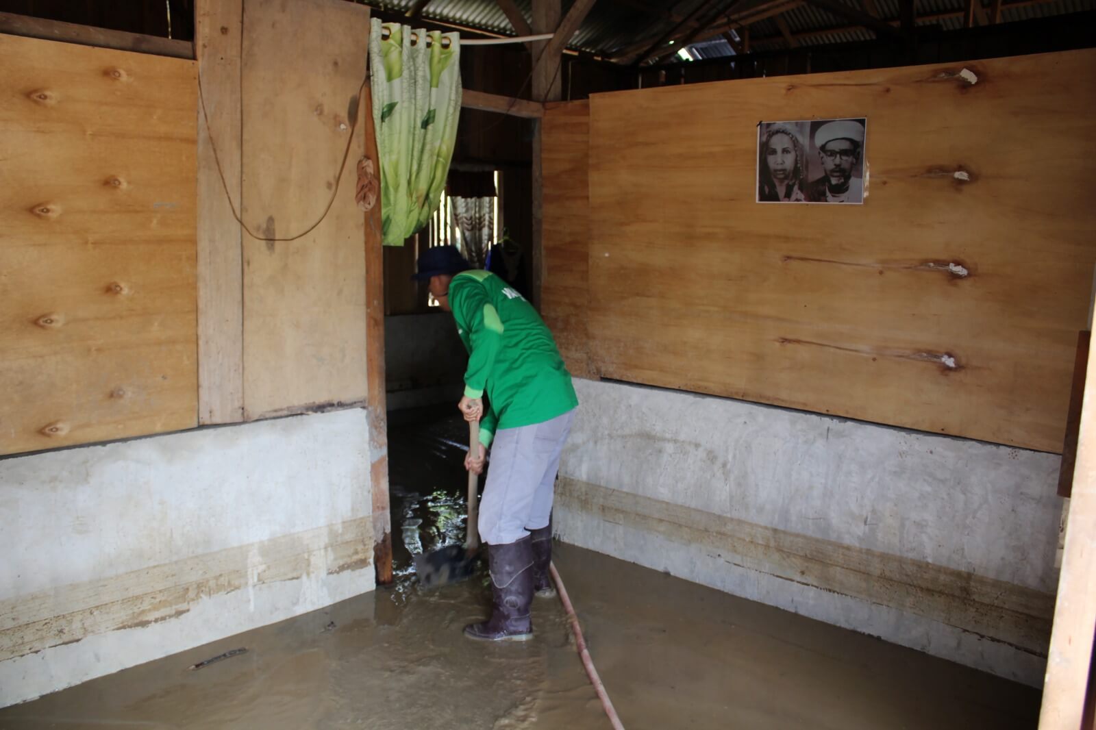 Pasca Banjir Balinggi, WIZ Gerakkan Relawan Bersihkan Rumah Warga ...