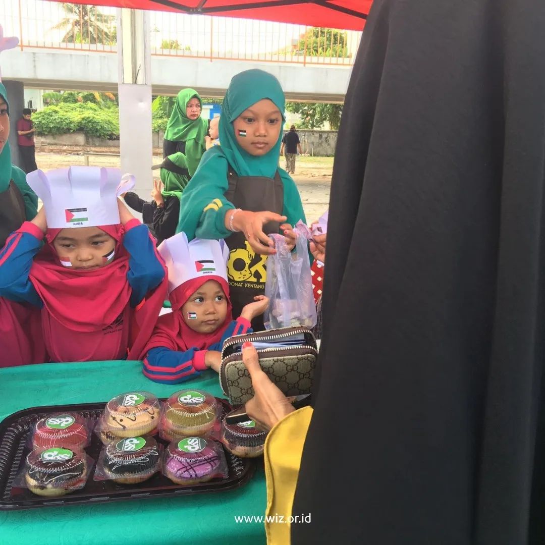 Gambar Kegiatan Market Day TKQ-SDQ Daarul Mushaf Lil Athfaal Kumpulkan Donasi Palestina