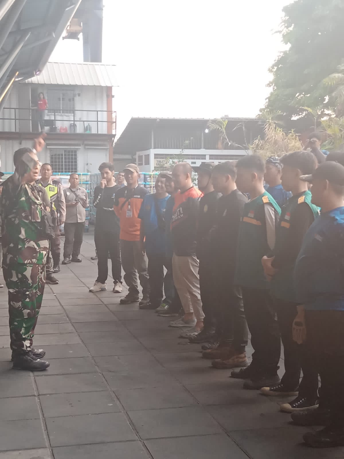 Gambar Relawan WIZ Bantu TNI AL Siapkan Mobilisasi Bantuan ke Jalur Gaza