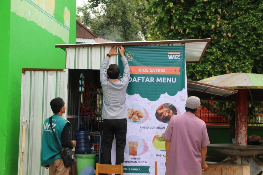 Gambar Pemberian Dukungan Modal Usaha untuk Bu Nurlia Saputri di Wajo Sulawesi Selatan