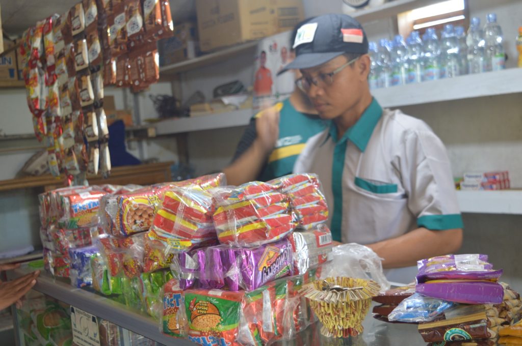 Gambar Pemberian Bantuan untuk Pengembangan Ekonomi Panti Asuhan Nurul Ikhsan