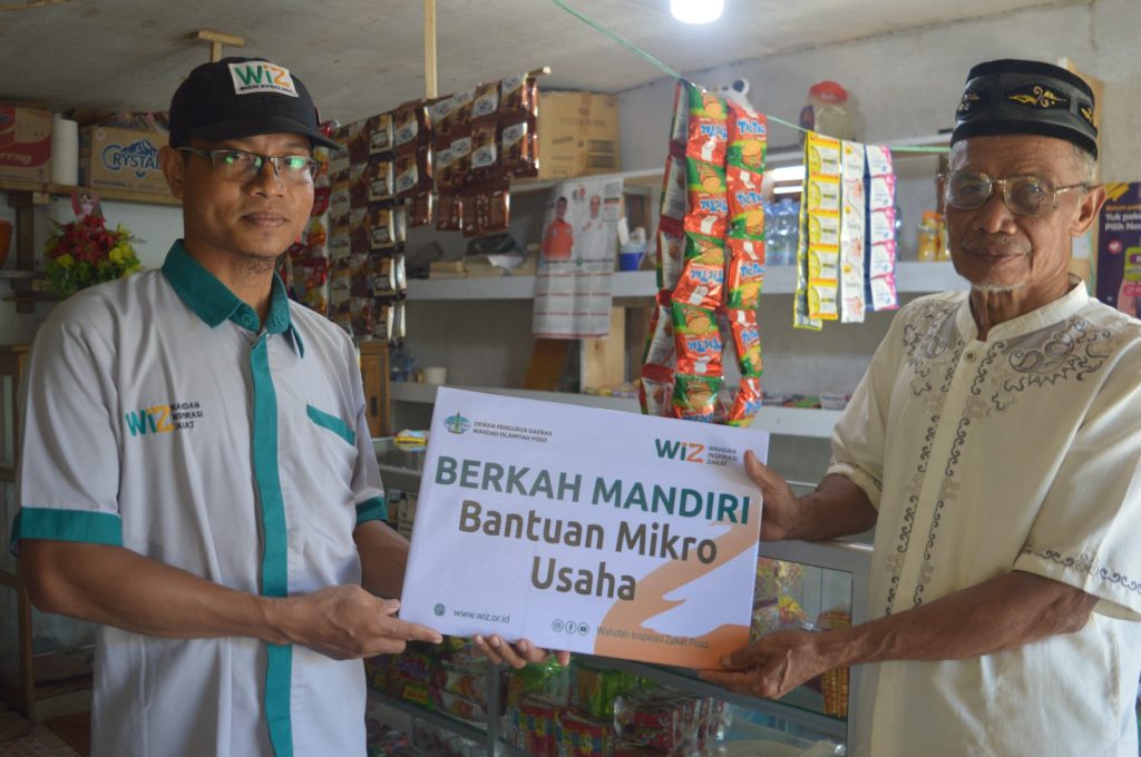 Gambar Pemberian Bantuan untuk Pengembangan Ekonomi Panti Asuhan Nurul Ikhsan