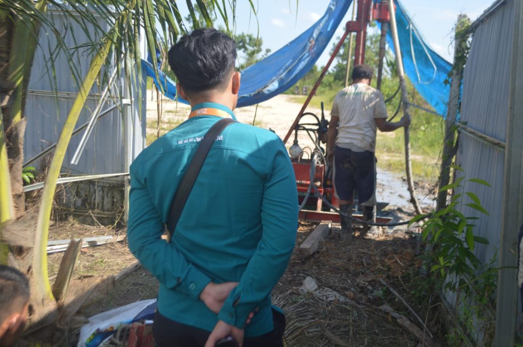Gambar Progres Pengerjaan Proyek Wakaf Sumur Bor Ponpes Wahdah Islamiyah Kalimantan Timur