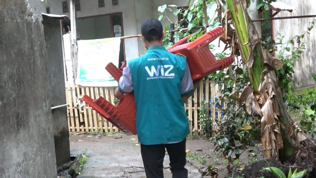 Gambar Penyaluran Bantuan Sarana dan Prasarana TPA Al-Maidah Marwan Kolaborasi bersama Laznas Wahdah Inspirasi Zakat (WIZ) dan Majelis Telkomsel Taqwa (MTT)