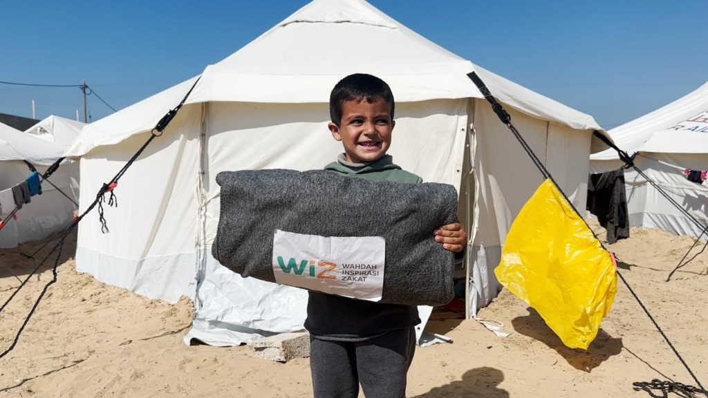 Gambar Penyaluran Bantuan Musim Dingin di Perbatasan Rafah Palestina