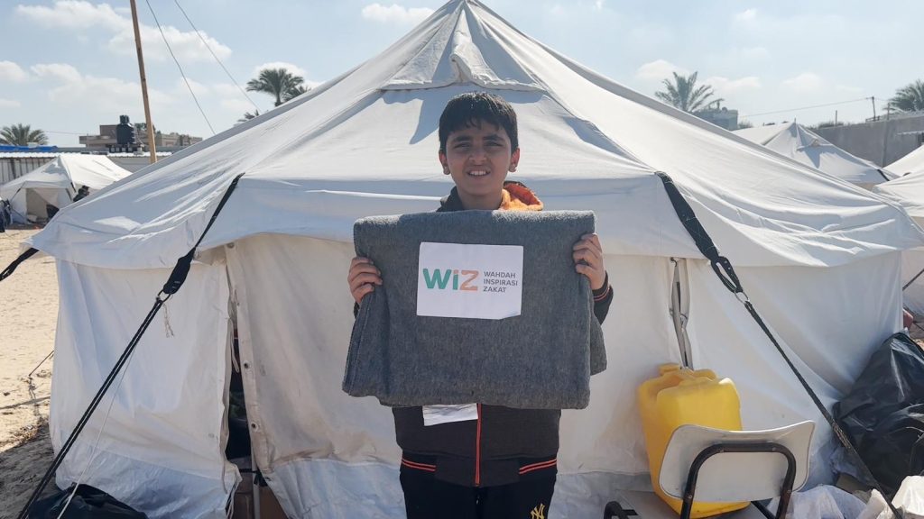 Gambar Penyaluran Bantuan Musim Dingin di Perbatasan Rafah Palestina