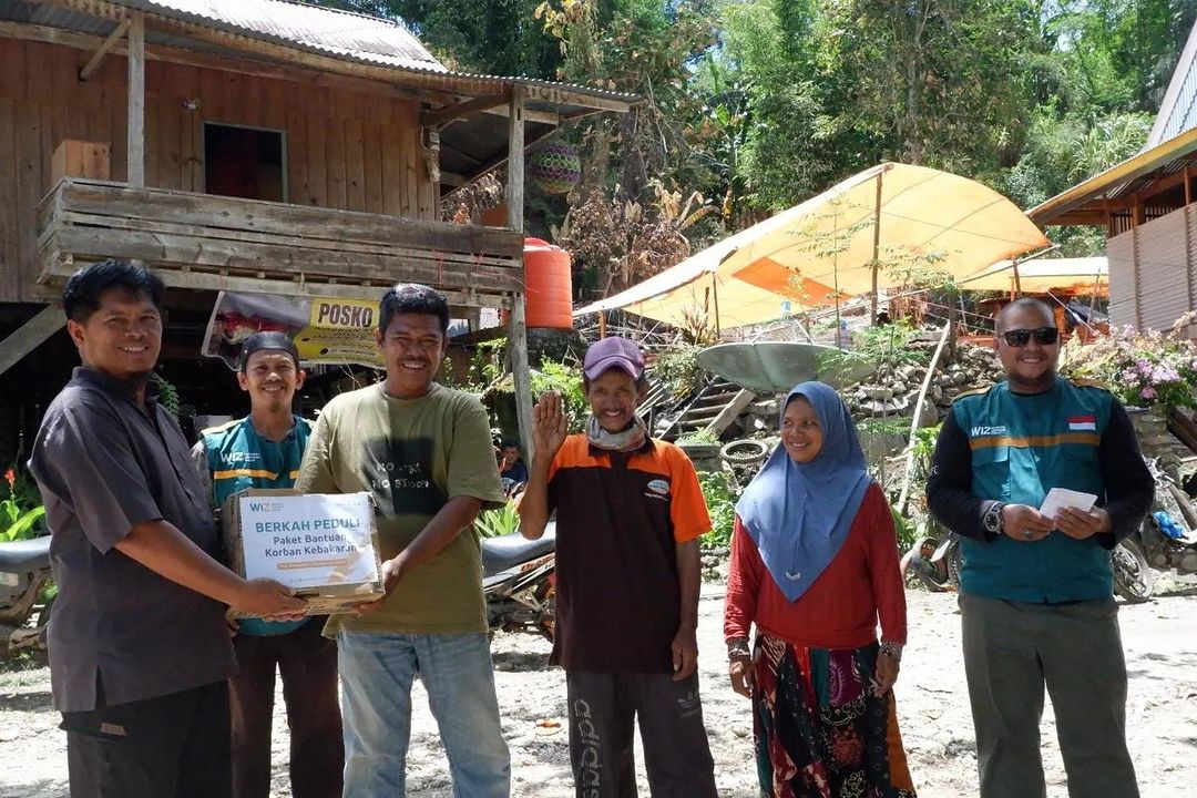 Bantuan Korban Kebakaran di Dusun Bau