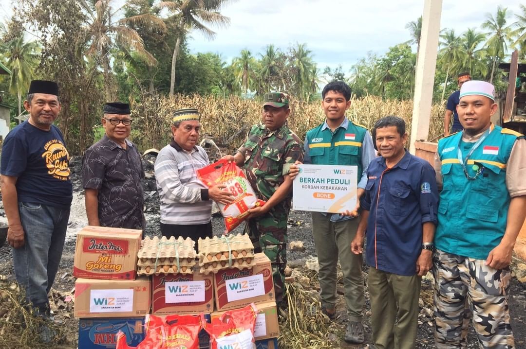 Gambar penyaluran bantuan untuk korban kebakaran di Bengo.