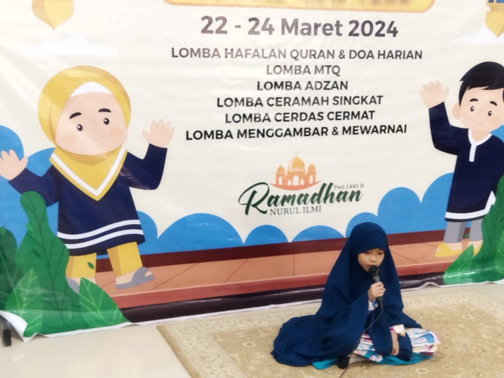 Gambar murid Sekolah Inspirasi dalam event Semarak Ramadhan Masjid Nurul Ilmi UNM