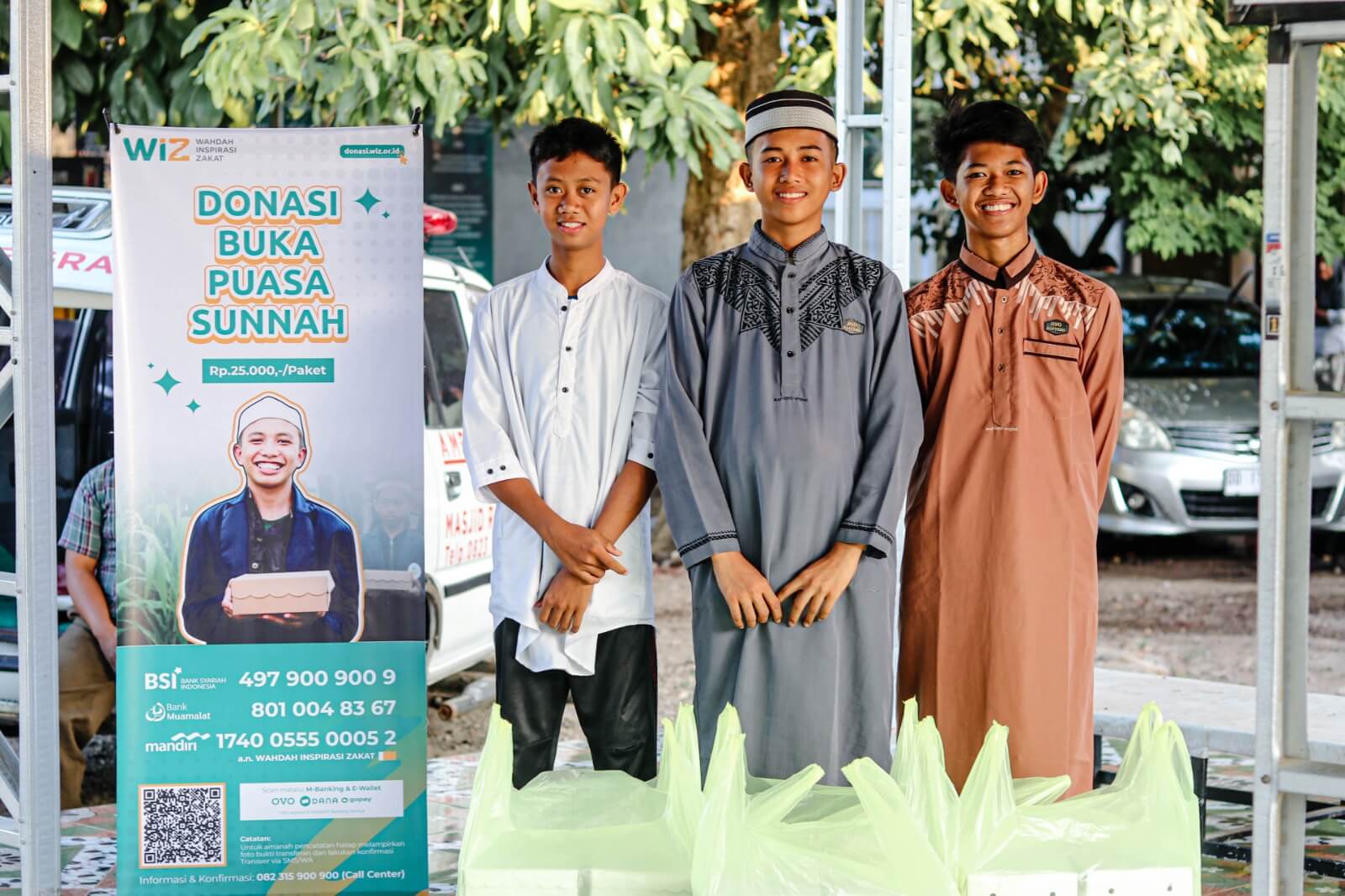 WIZ Bantu Buka Puasa Santri Hafidz Al Aqsa Gowa