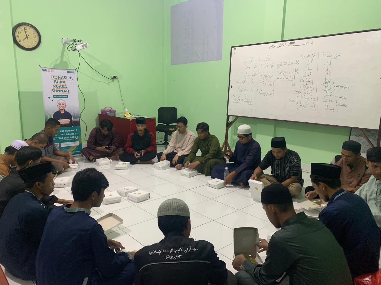 Buka Puasa Sunnah Bersama Santri Sekolah Dai Wahdah Islamiyah