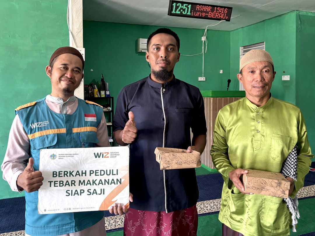 WIZ Berau Berbagi Kebahagiaan di Hari Jumat yang Penuh Berkah