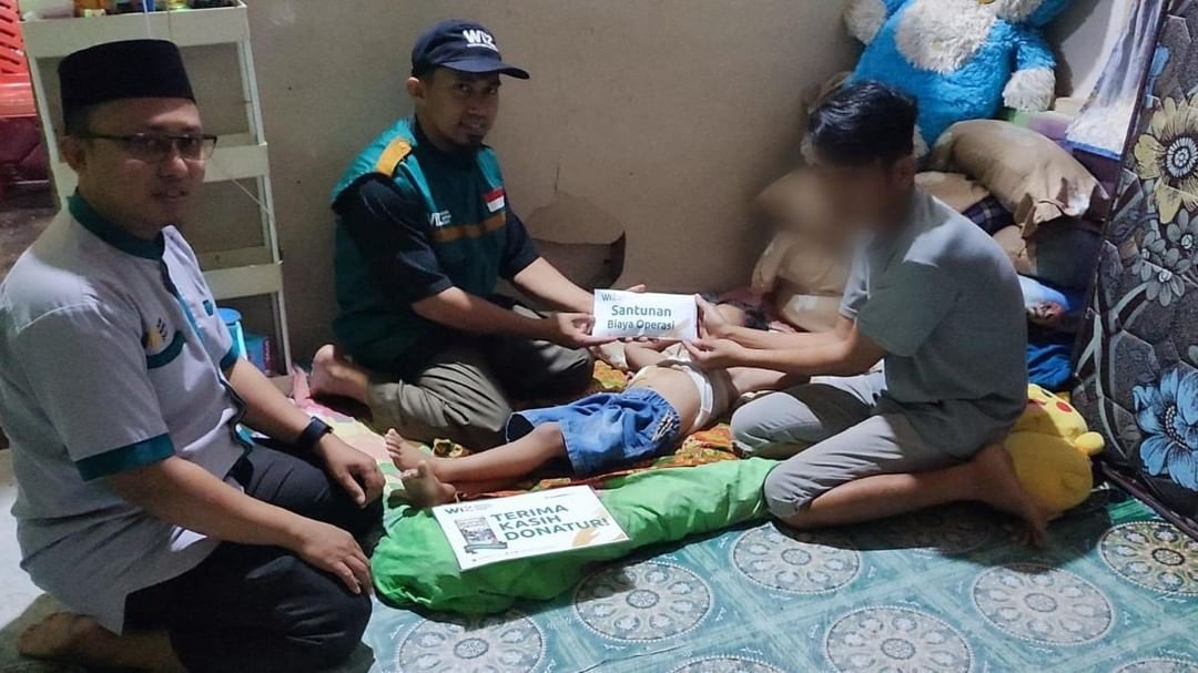 WIZ Kolaka Bantu Biaya Operasi Anak 4 Tahun Penderita Anus Imperforata