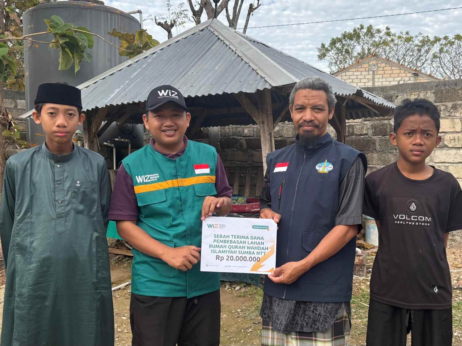 WIZ Serahkan Dana Pembebasan Lahan Rumah Qur’an di Sumba, NTT