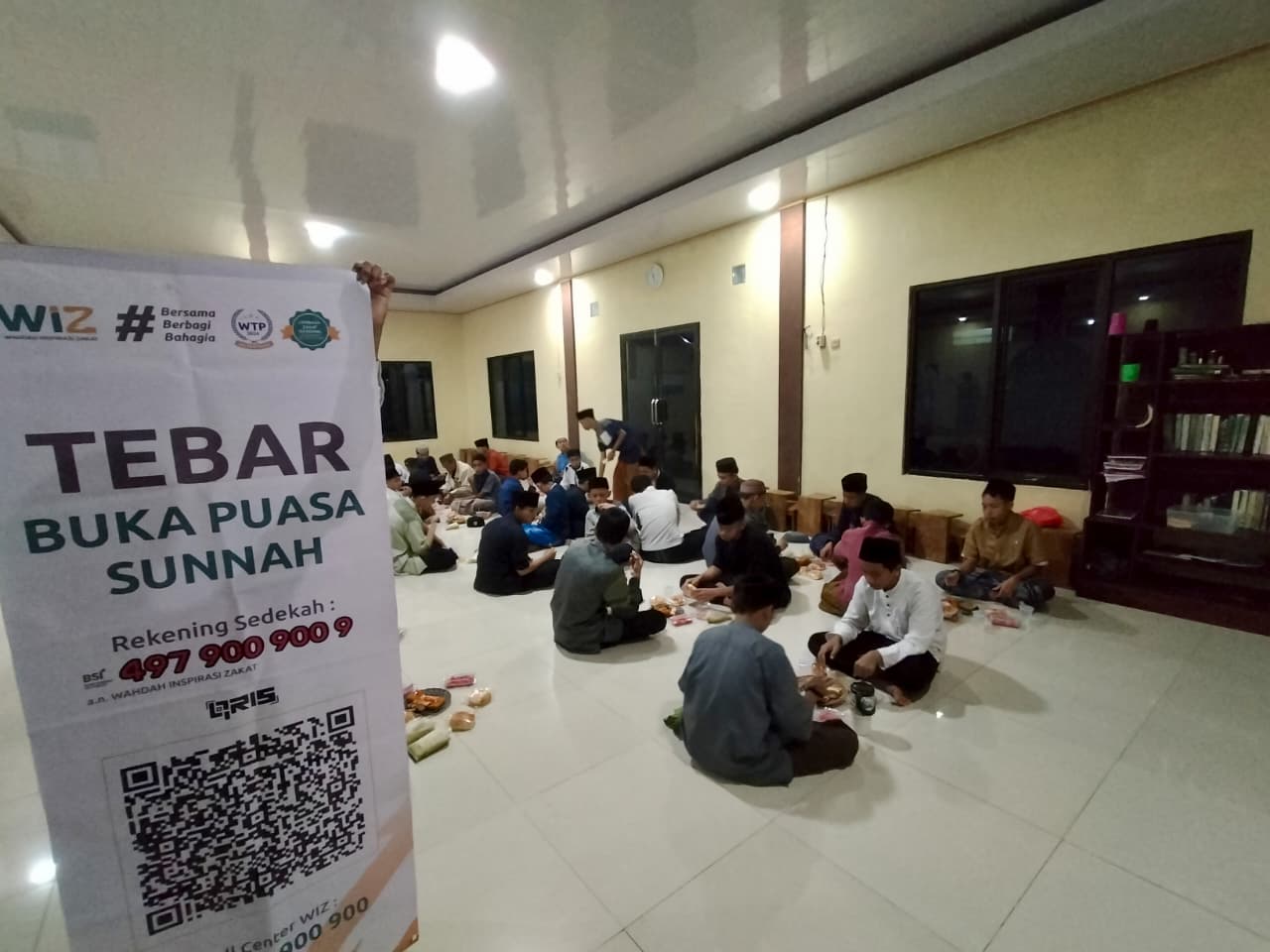 Ponpes Tahfidzul Qur’an Wahdah Islamiyah Cibinong Gelar Buka Puasa Sunnah