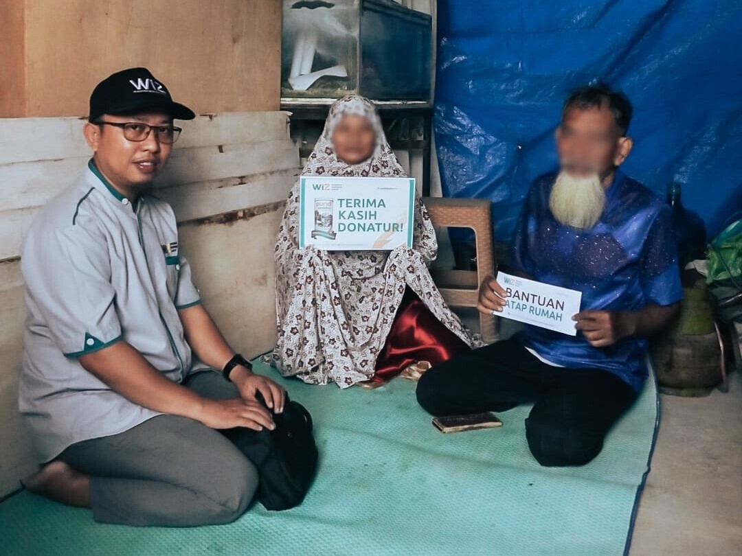 WIZ Perbaiki Atap Rumah Warga Dhuafa di Kolaka yang Bocor Selama Hujan