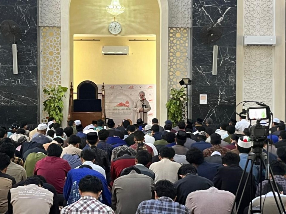 Safari Ramadhan Ulama Gaza, Syaikh Dr. Atef Hawila Berbagi Cerita Keteguhan Anak-Anak Gaza Hafal Al-Qur'an di Balik Reruntuhan Bangunan