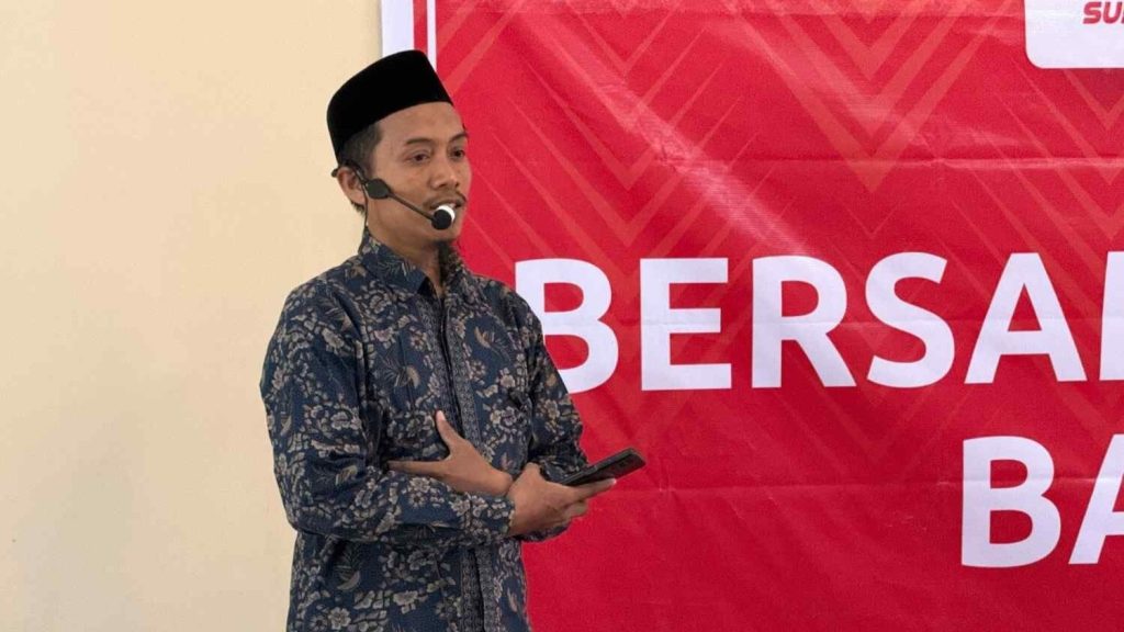 Maksimalisasi Zakat Mal, Golqi Chicken & WIZ Tebar Paket Sembako dan Penguatan Iman di Tamalanrea