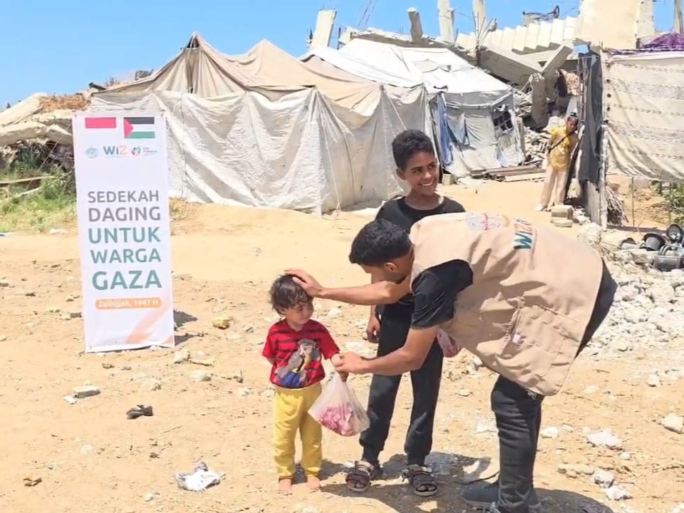 Secercah Berkah Iduladha di Balik Reruntuhan Gaza Utara